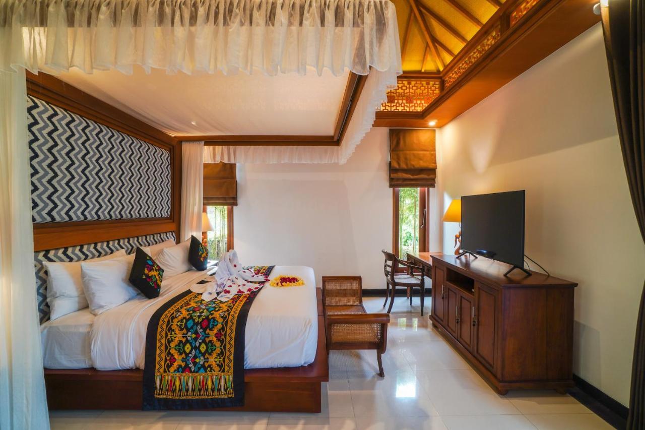Giri Bhagawan Villas & Spa Nusa Dua  Exterior foto